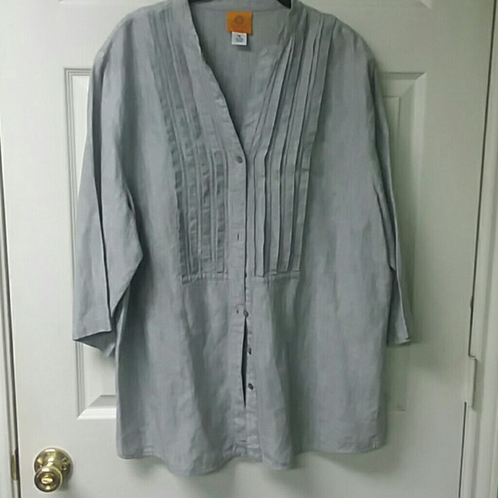 Ruby Rd. Woman Linen Blouse. NWOT